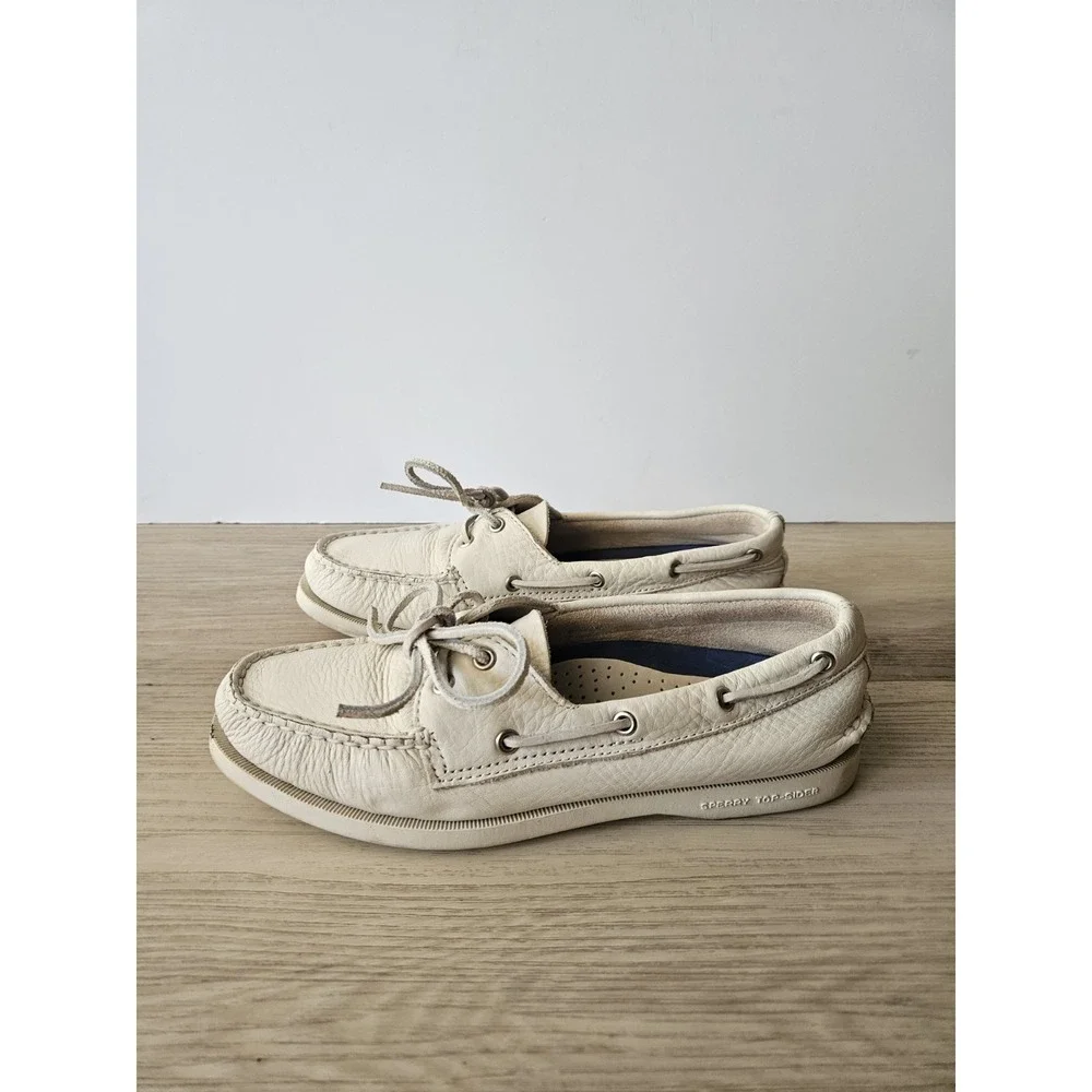 Sperry Top Sider Authentic Original 2 Eye Boat Shoes Cream Leather Women Sz 8.5